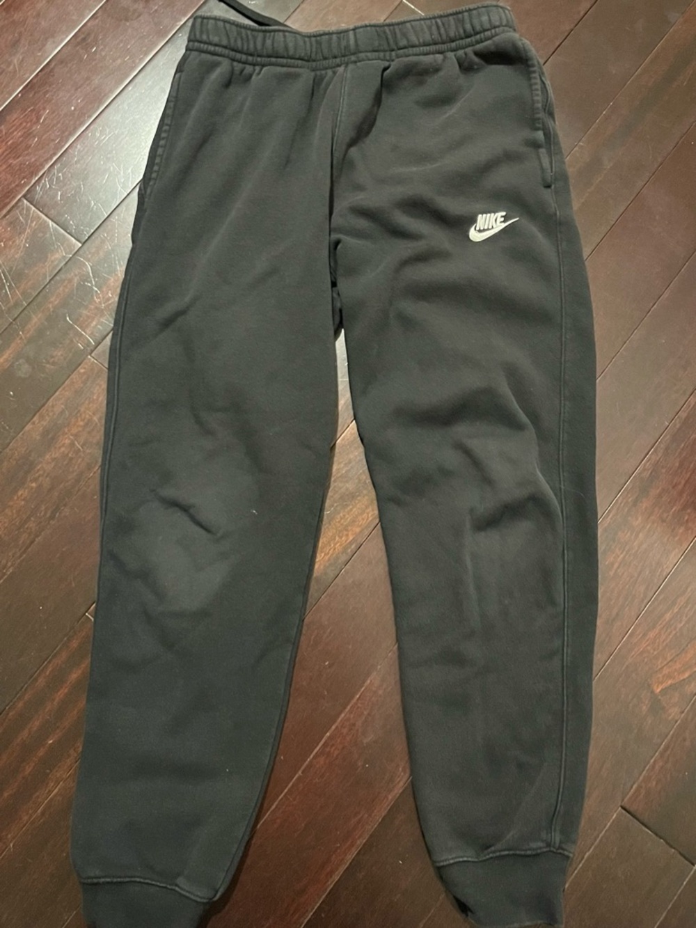 Nike Men’s Black Fleece Jogger Pants - small
